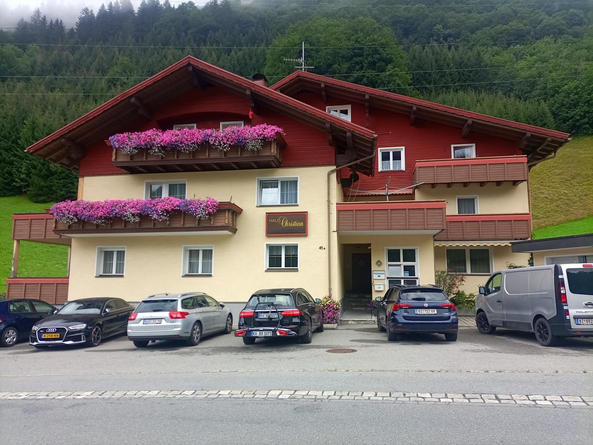 Haus Christian Daire Klosterle am Arlberg Dış mekan fotoğraf