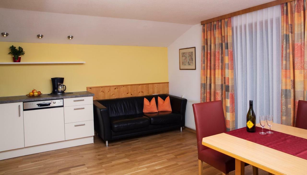 Haus Christian Daire Klosterle am Arlberg Dış mekan fotoğraf