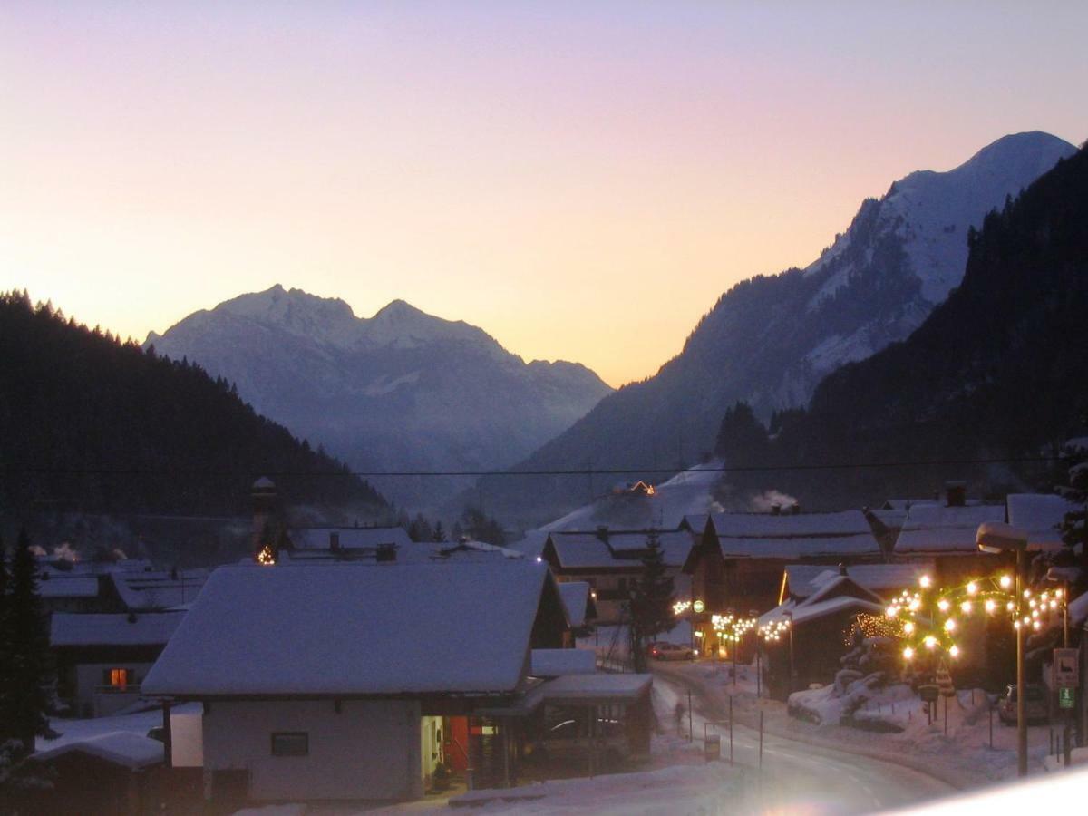 Haus Christian Daire Klosterle am Arlberg Dış mekan fotoğraf